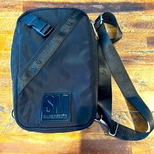 Steve Madden cross body bag in black
